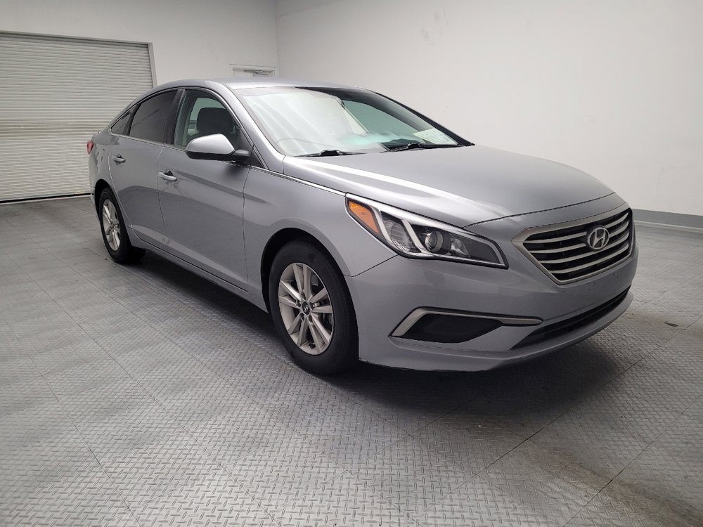 Used 2016 Hyundai Sonata SE image 13
