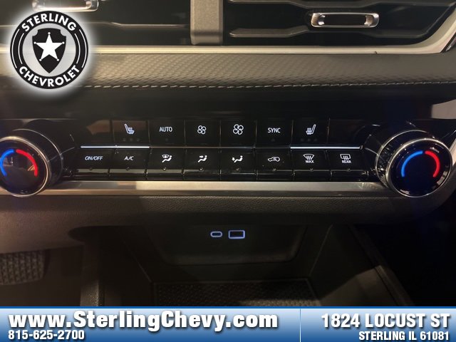 New 2026 Chevrolet Equinox LT w/ Convenience Package II image 17