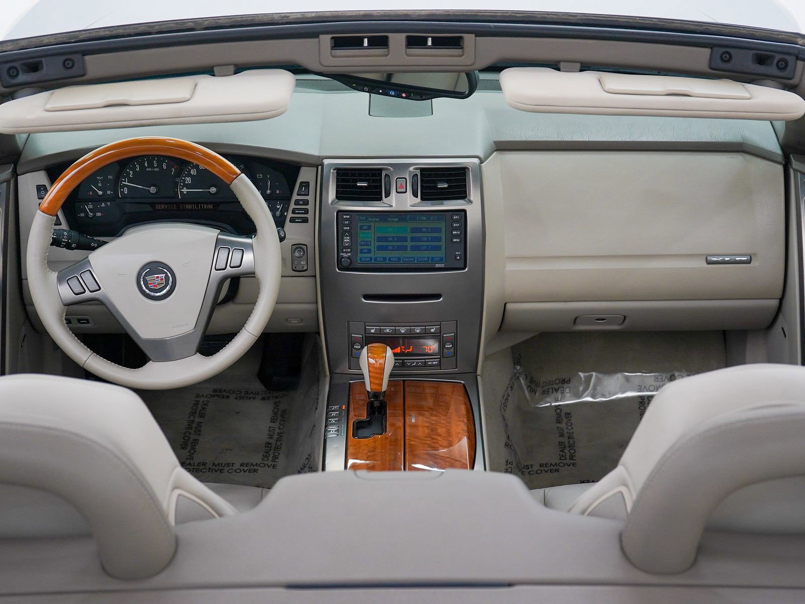 Used 2005 Cadillac XLR image 14