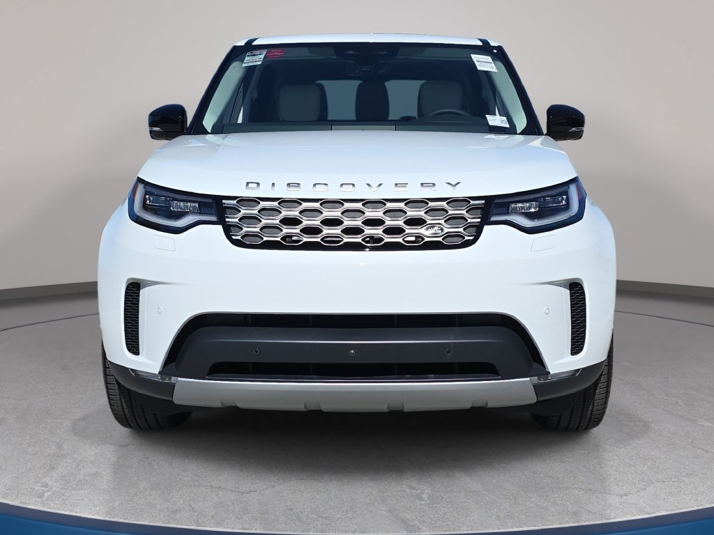 New 2026 Land Rover Discovery S AWD/4WD image 2