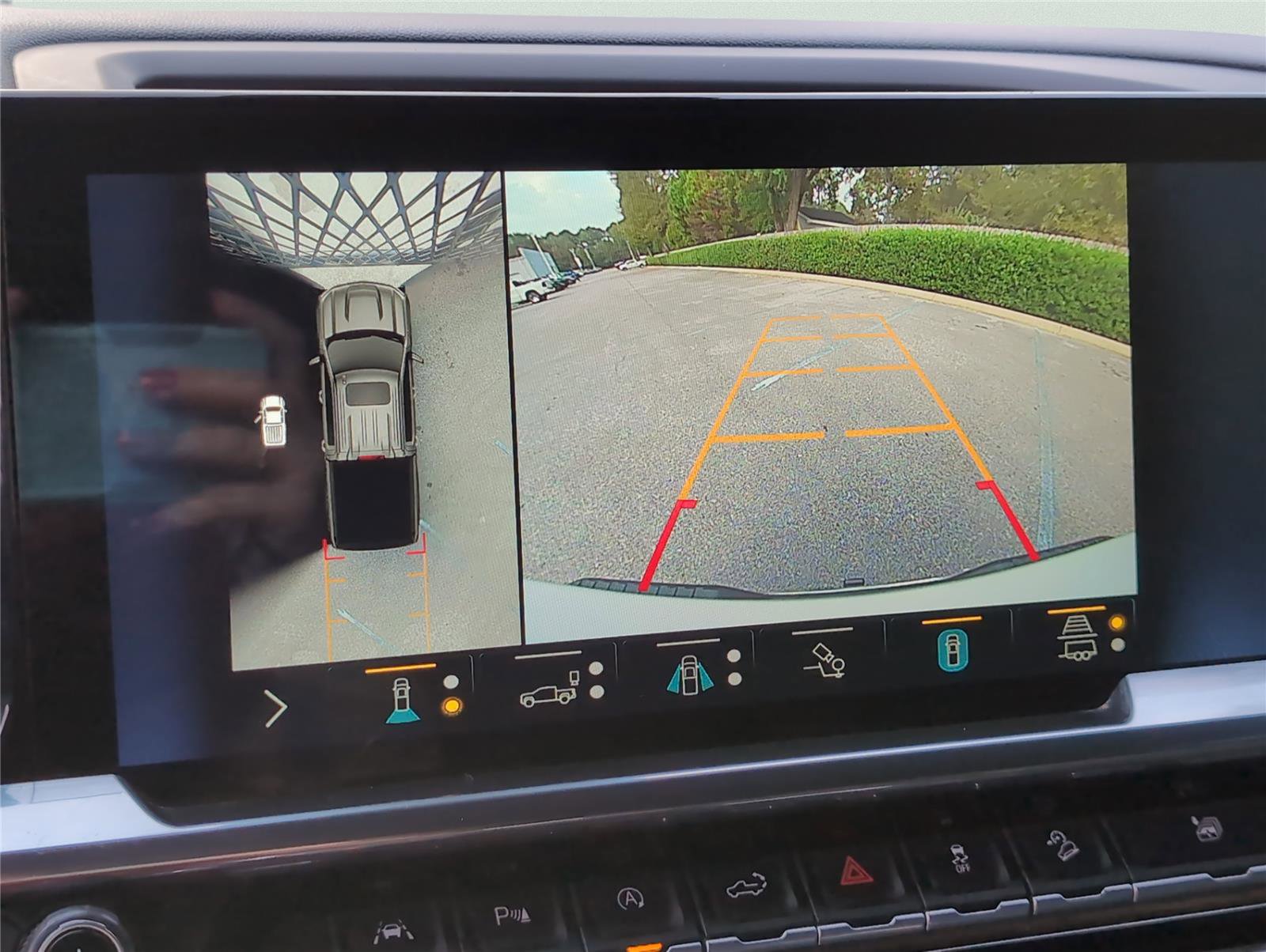 Used 2022 Chevrolet Silverado 1500 LTZ image 15