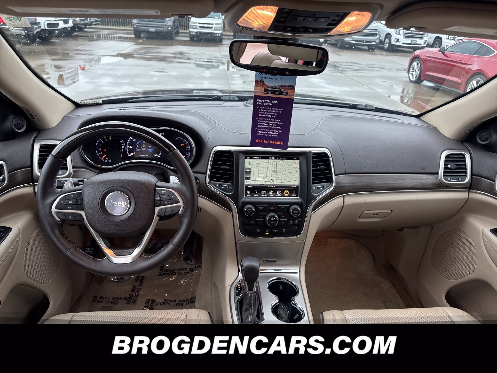 Used 2017 Jeep Grand Cherokee Overland AWD/4WD image 9