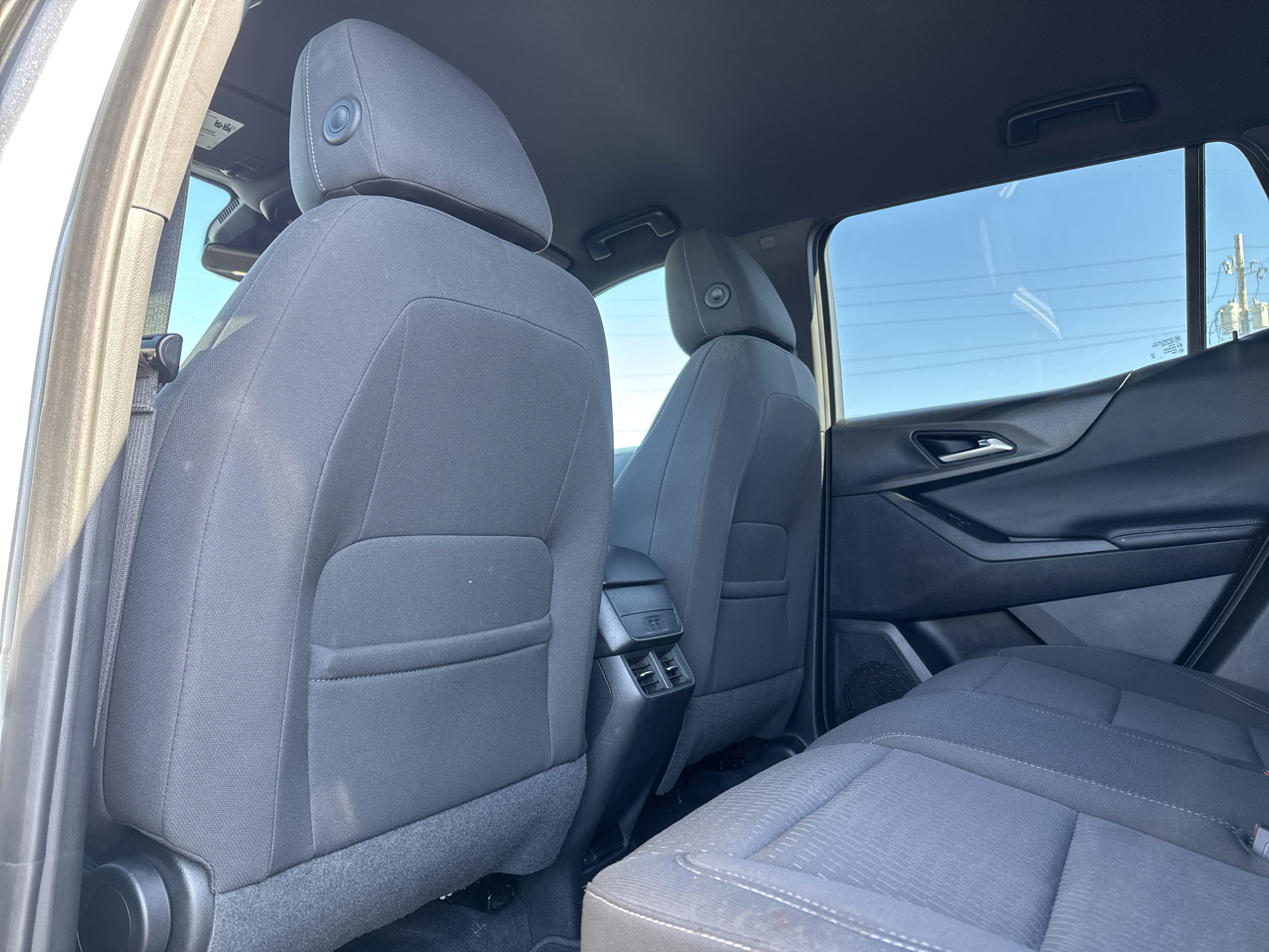 Used 2025 Chevrolet Equinox LT FWD image 20