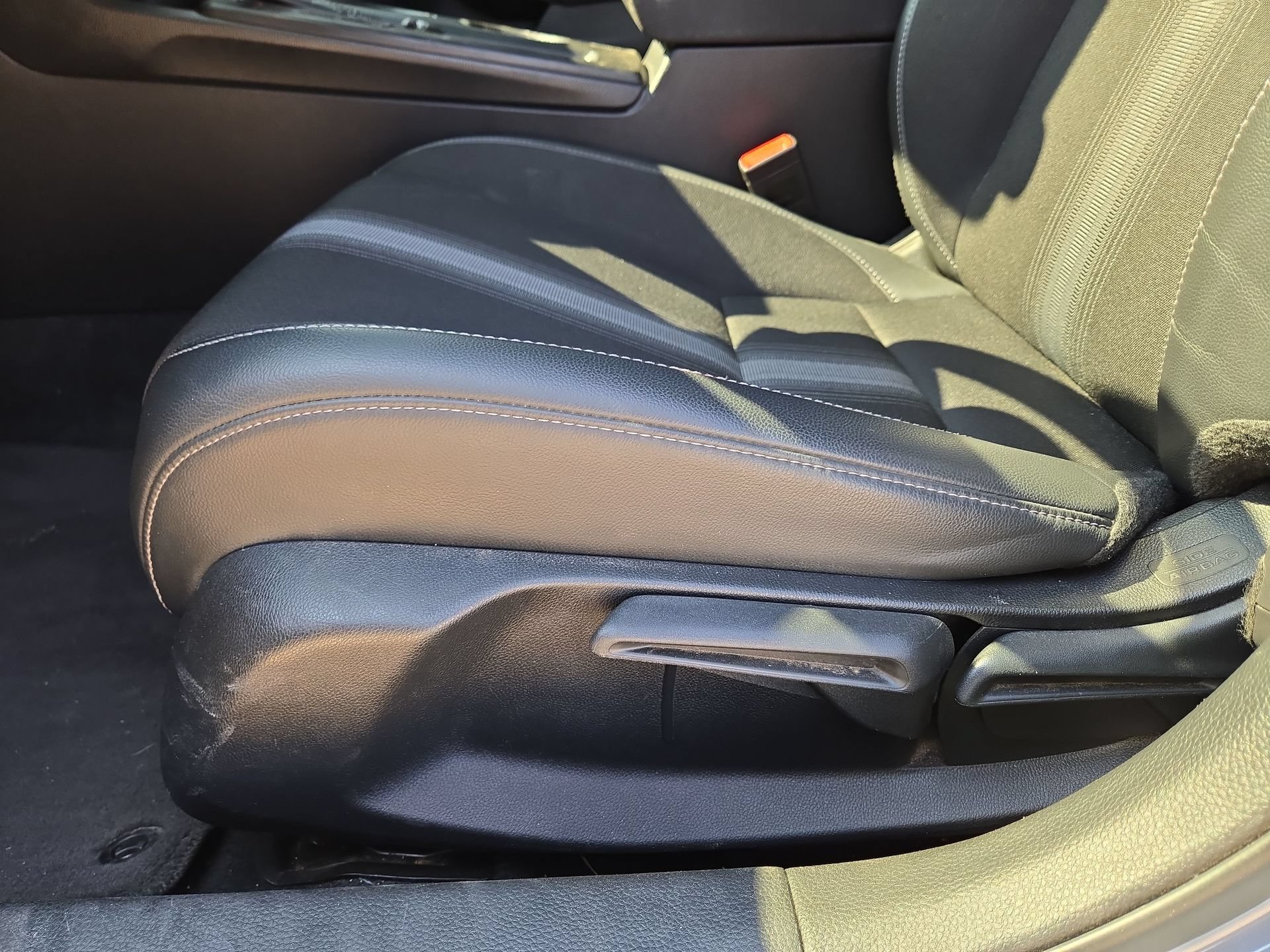 Used 2023 Honda Civic Sport image 17