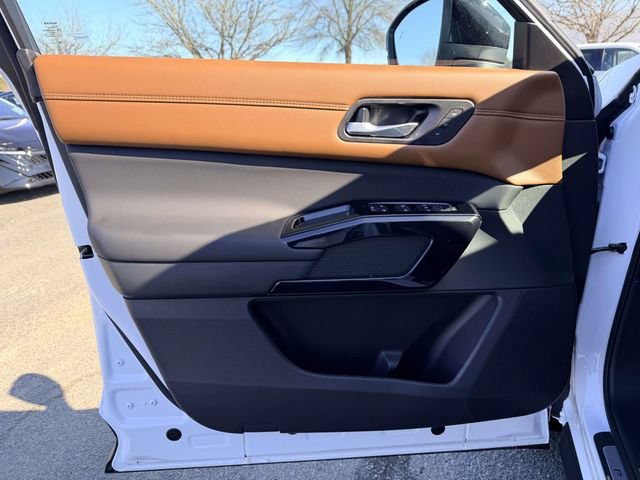 New 2026 Nissan Pathfinder Platinum w/ Cargo Package AWD/4WD image 14