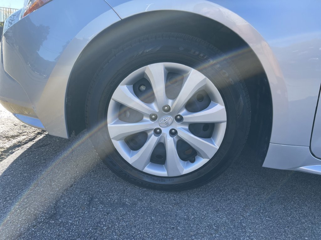 Certified 2024 Toyota Corolla LE FWD image 9