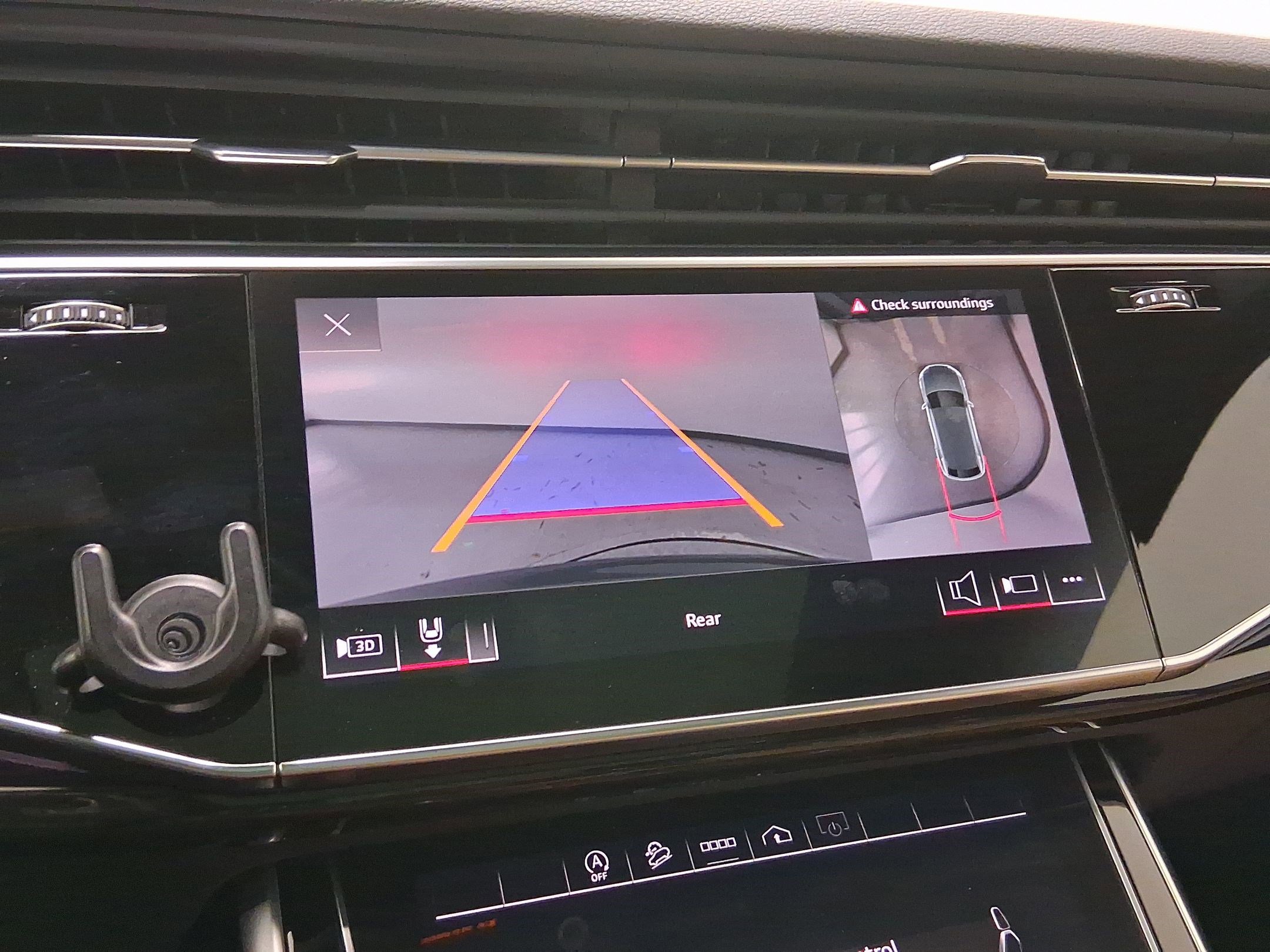 Used 2021 Audi Q8 Premium Plus w/ Premium Plus Package image 24