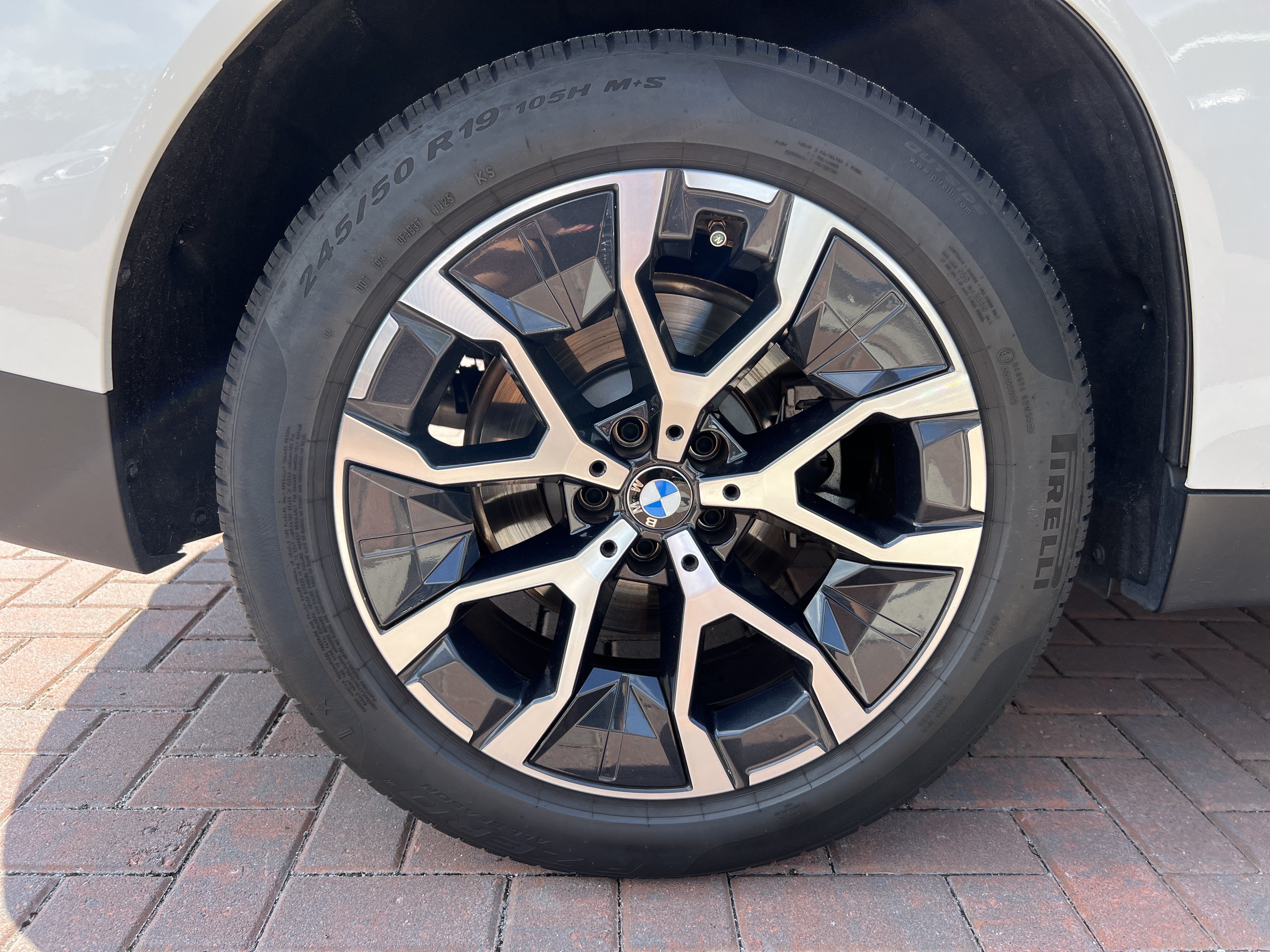 Certified 2025 BMW X3 xDrive30i w/ Premium Package AWD/4WD image 13
