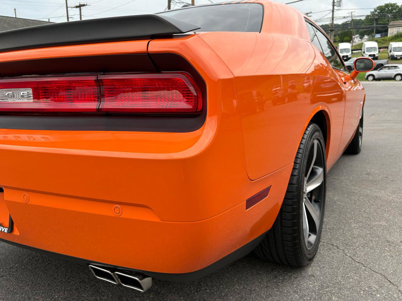 Used 2014 Dodge Challenger R/T RWD image 11