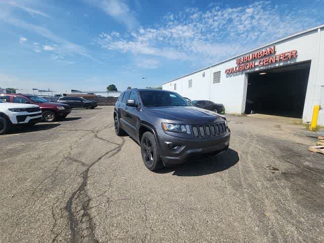 Used 2015 Jeep Grand Cherokee Altitude AWD/4WD image 6