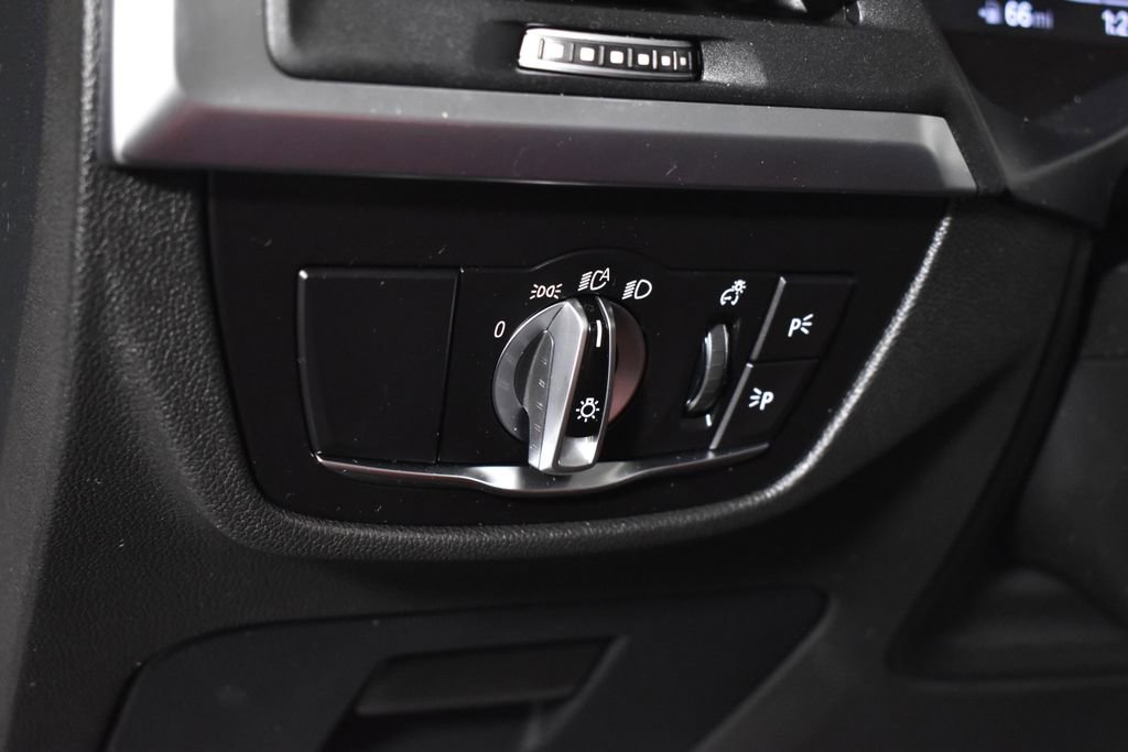 Certified 2024 BMW X4 M40i w/ Premium Package image 26