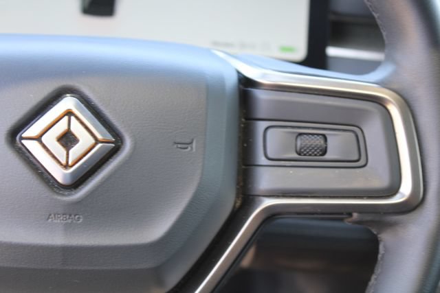 Used 2025 Rivian R1S Adventure AWD/4WD image 18