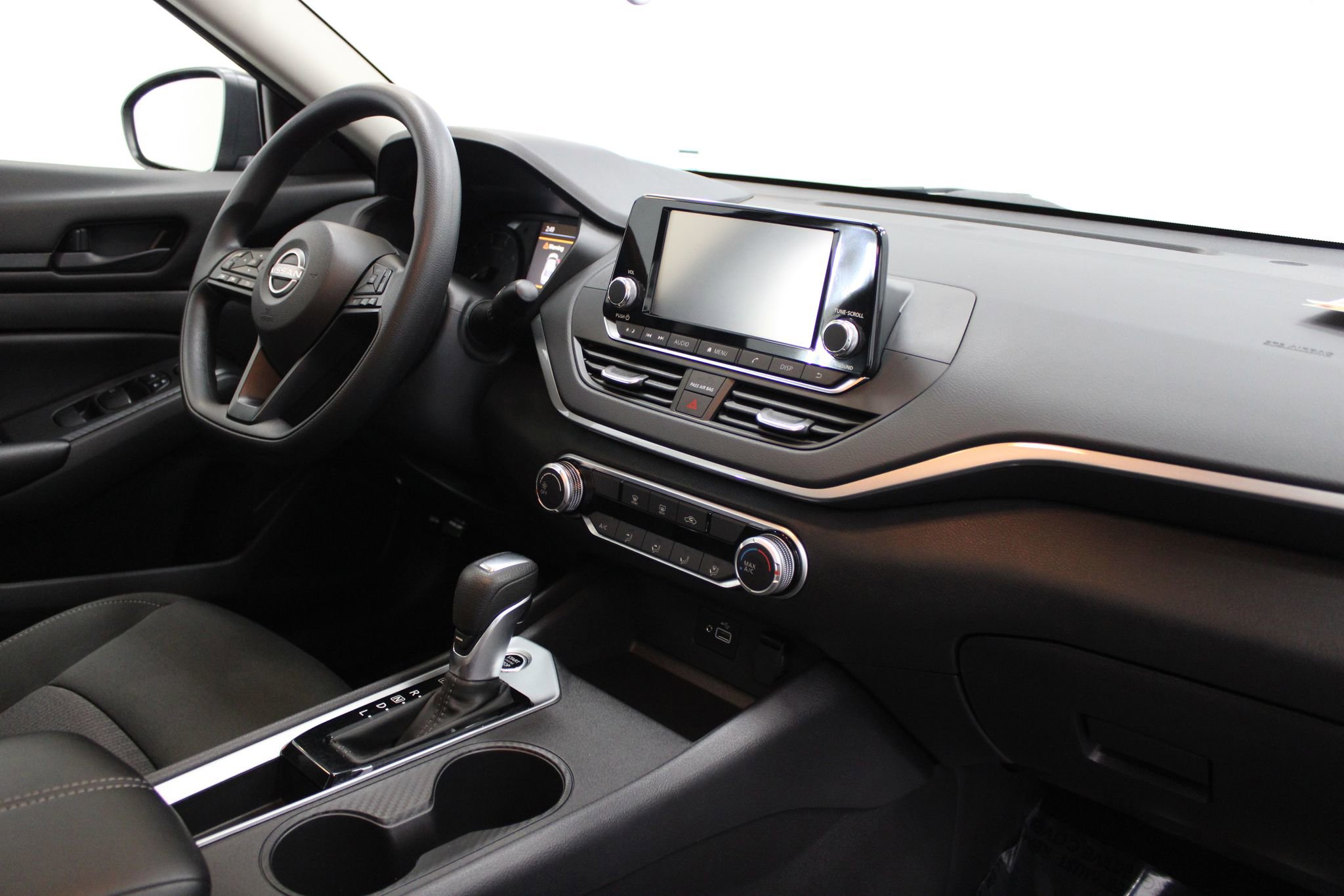 Used 2024 Nissan Altima 2.5 S image 27