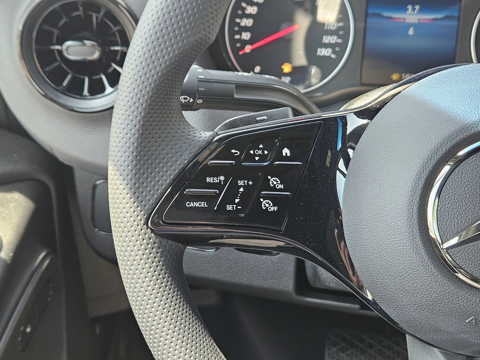New 2025 Mercedes-Benz Sprinter 2500 image 13