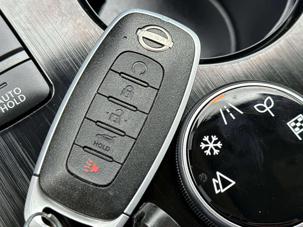 Certified 2025 Nissan Rogue SV AWD/4WD image 11