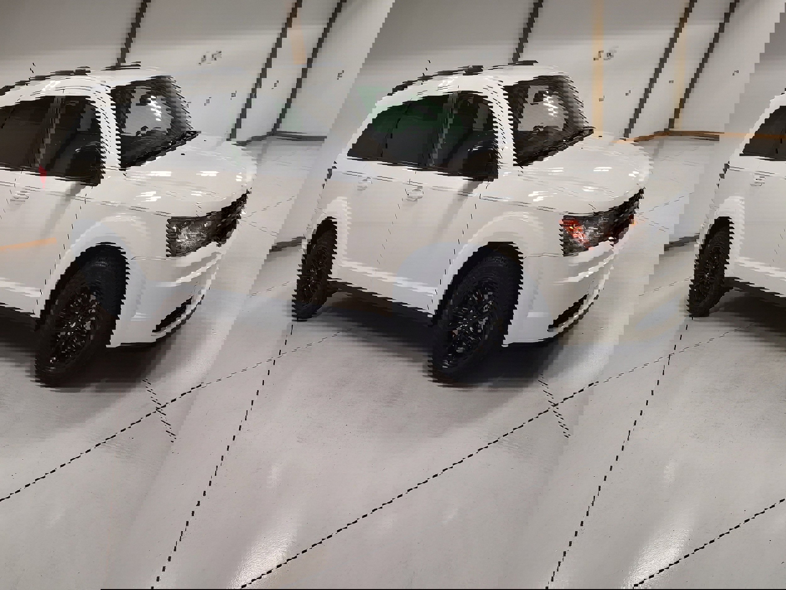 Used 2020 Dodge Journey SE w/ SE Popular Equipment Group image 2