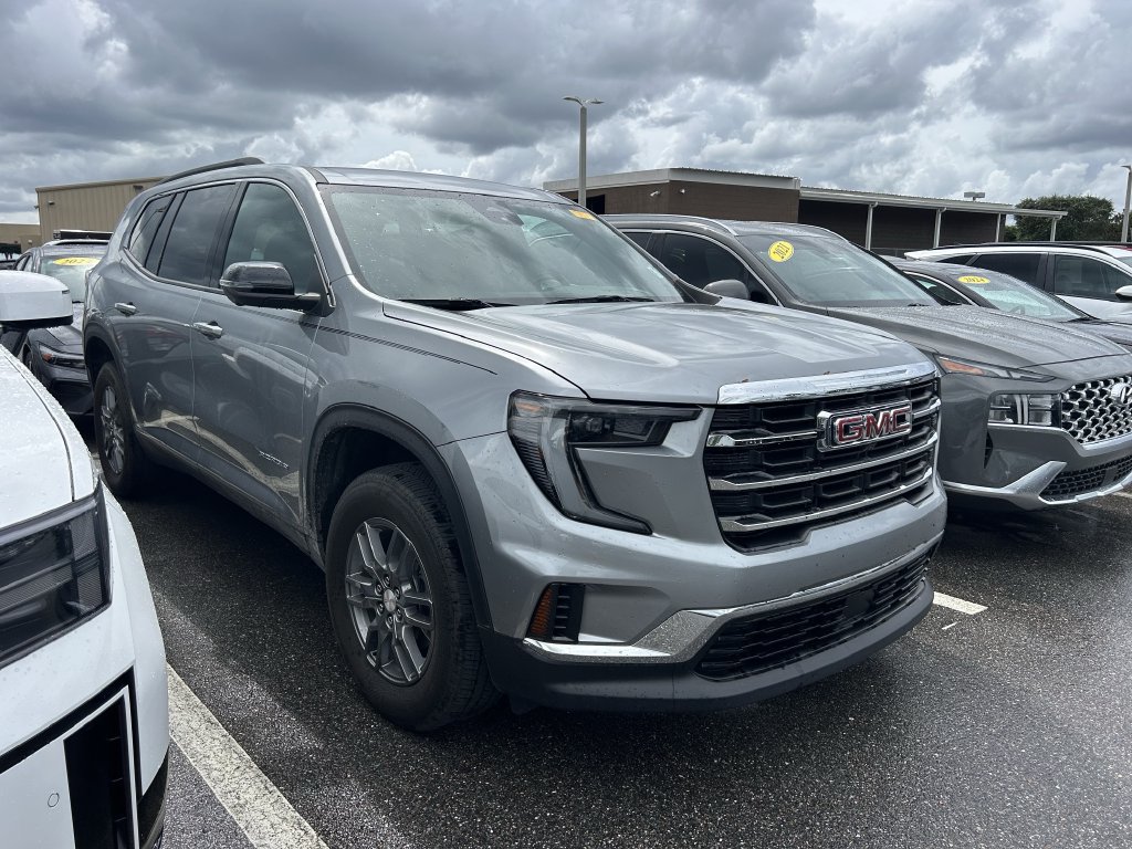 Used 2025 GMC Acadia Elevation FWD image 1