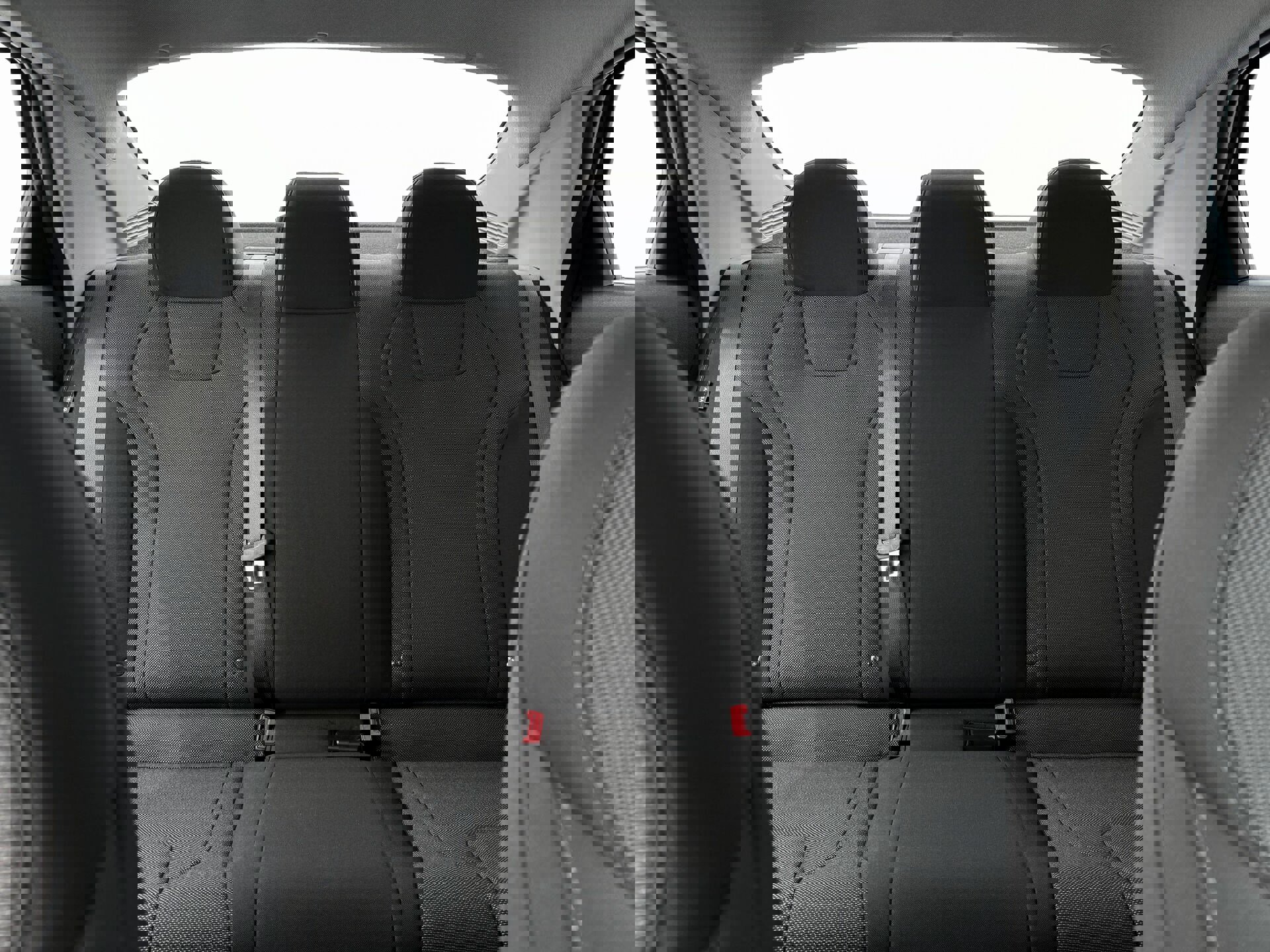 New 2025 Hyundai Elantra SE image 16