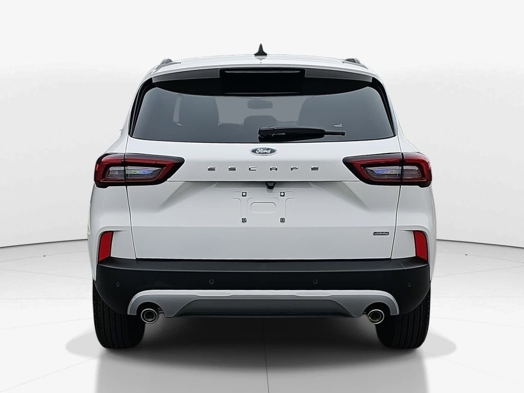 Used 2025 Ford Escape SE image 6