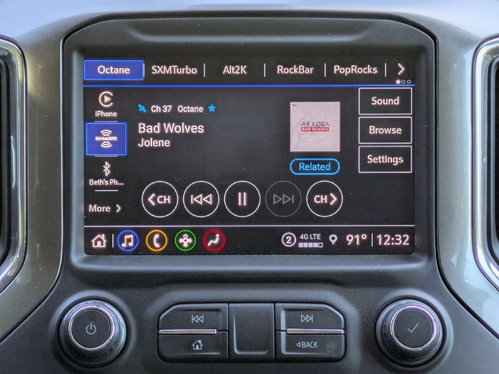 Used 2021 Chevrolet Silverado 1500 LT Trail Boss w/ Convenience Package II AWD/4WD image 18