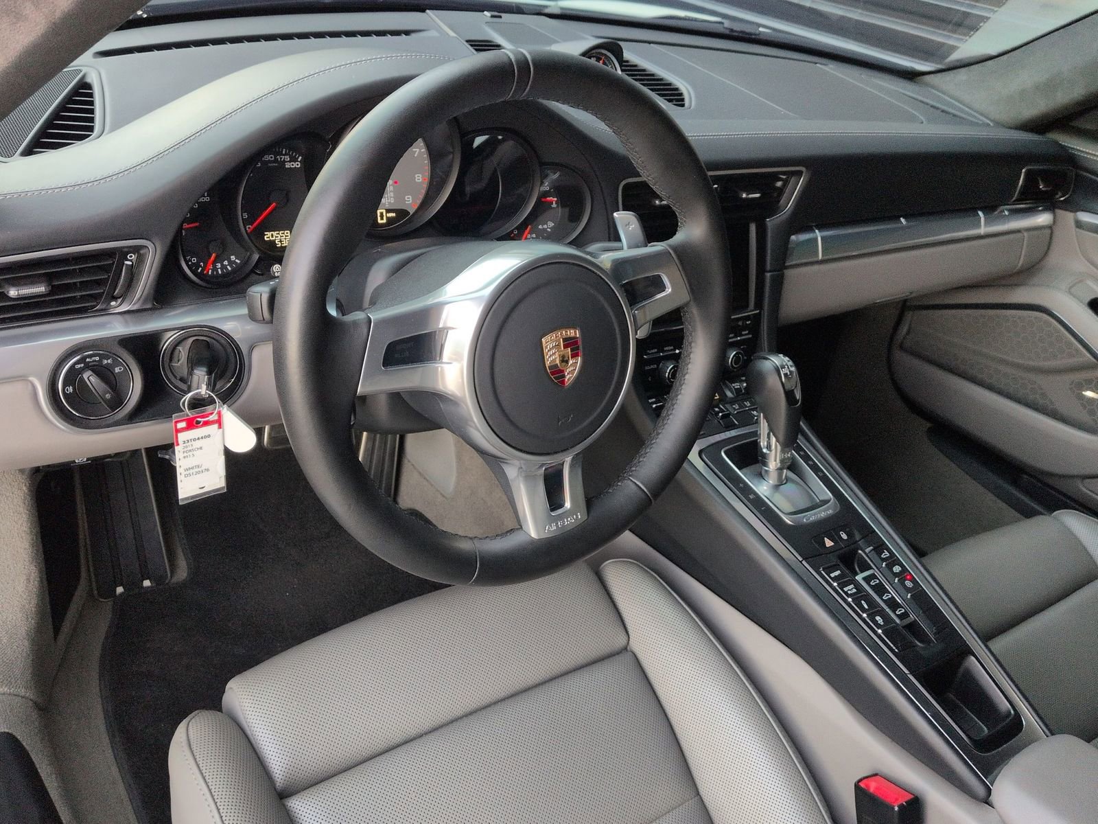 Used 2013 Porsche 911 Carrera S image 4