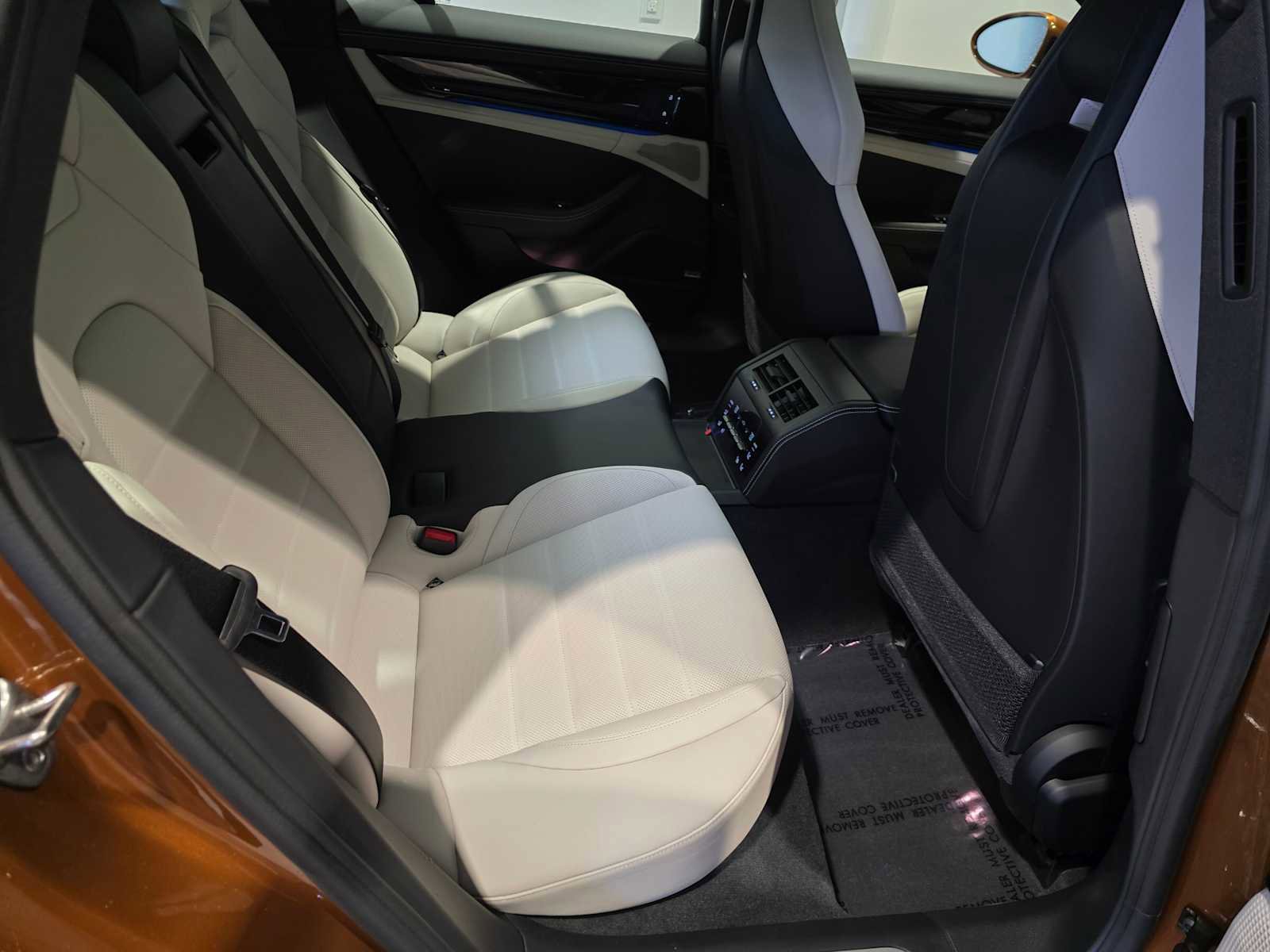 New 2026 Porsche Panamera 4 image 16