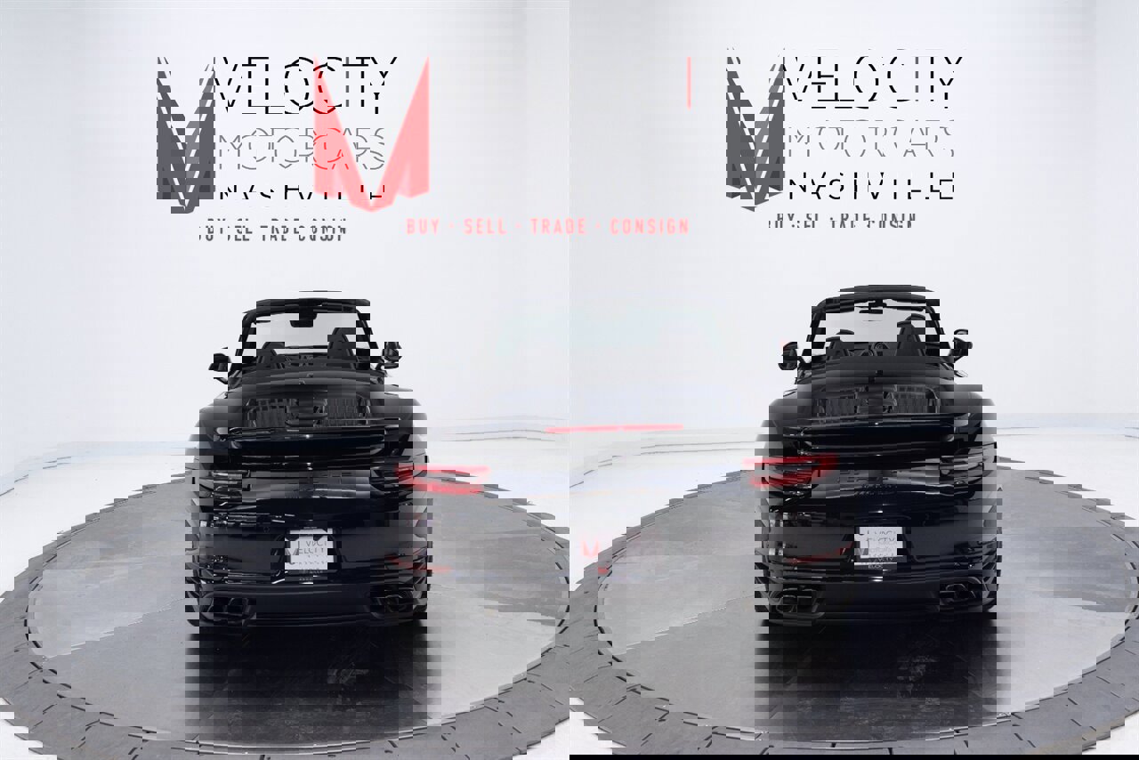 Used 2019 Porsche 911 Turbo S image 15