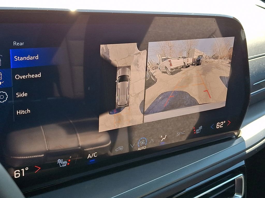 Used 2026 Chevrolet Traverse LT w/ Driver Confidence Package image 18