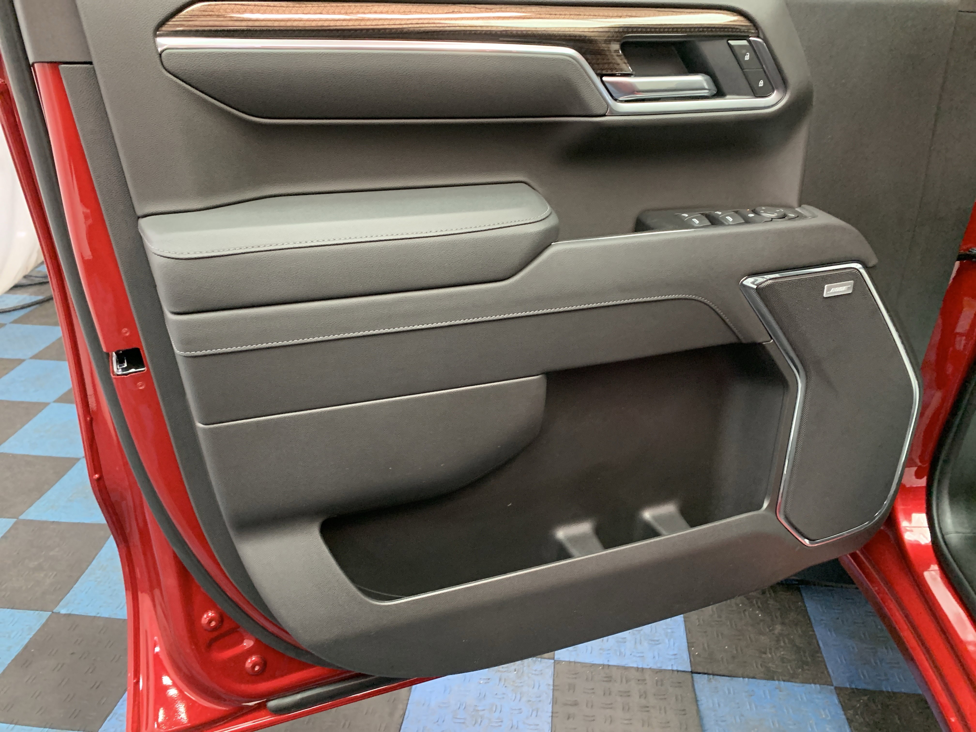 New 2026 Chevrolet Silverado 1500 LT Trail Boss w/ Convenience Package II image 9