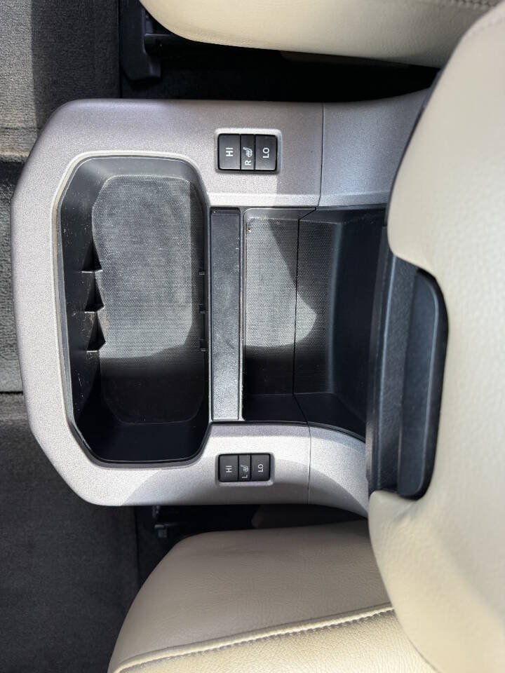 Used 2014 Toyota Sequoia Platinum AWD/4WD image 24