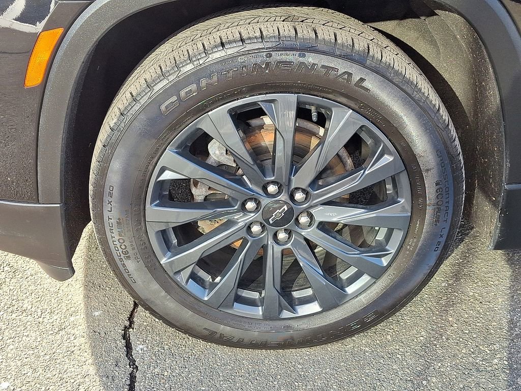 Used 2023 Chevrolet Traverse RS image 14