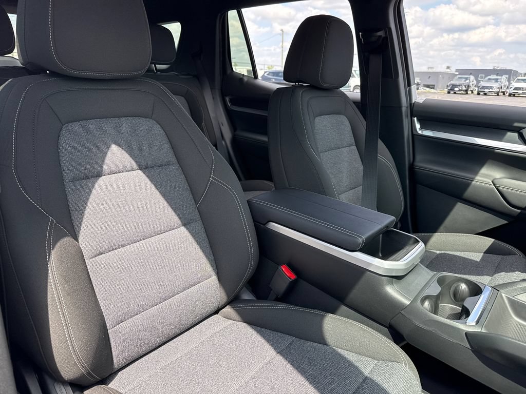 New 2027 GMC Terrain Elevation w/ Technology Package II AWD/4WD image 35