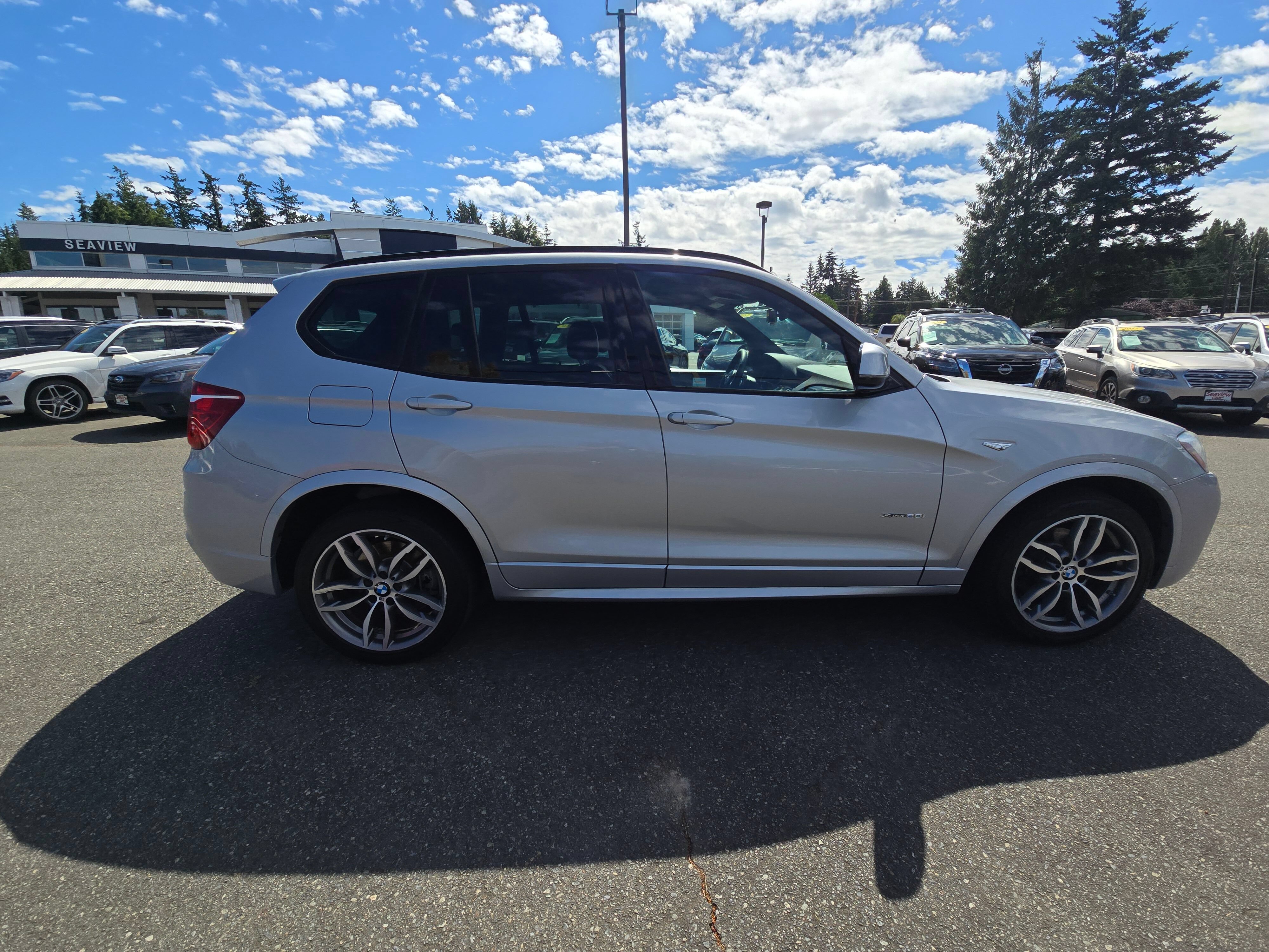 Used 2017 BMW X3 xDrive28i AWD/4WD image 8
