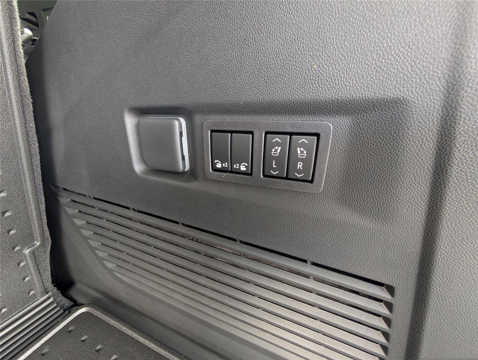 New 2026 Chevrolet Tahoe LT w/ Comfort Package RWD image 12