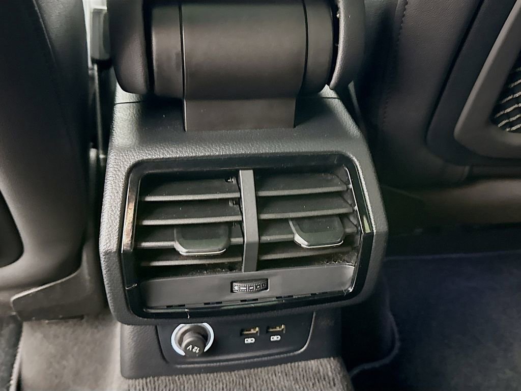 Used 2019 Audi Q3 2.0T Premium Plus AWD/4WD image 25