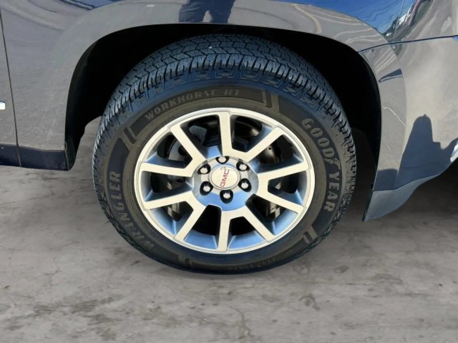 Used 2019 GMC Yukon Denali AWD/4WD image 47