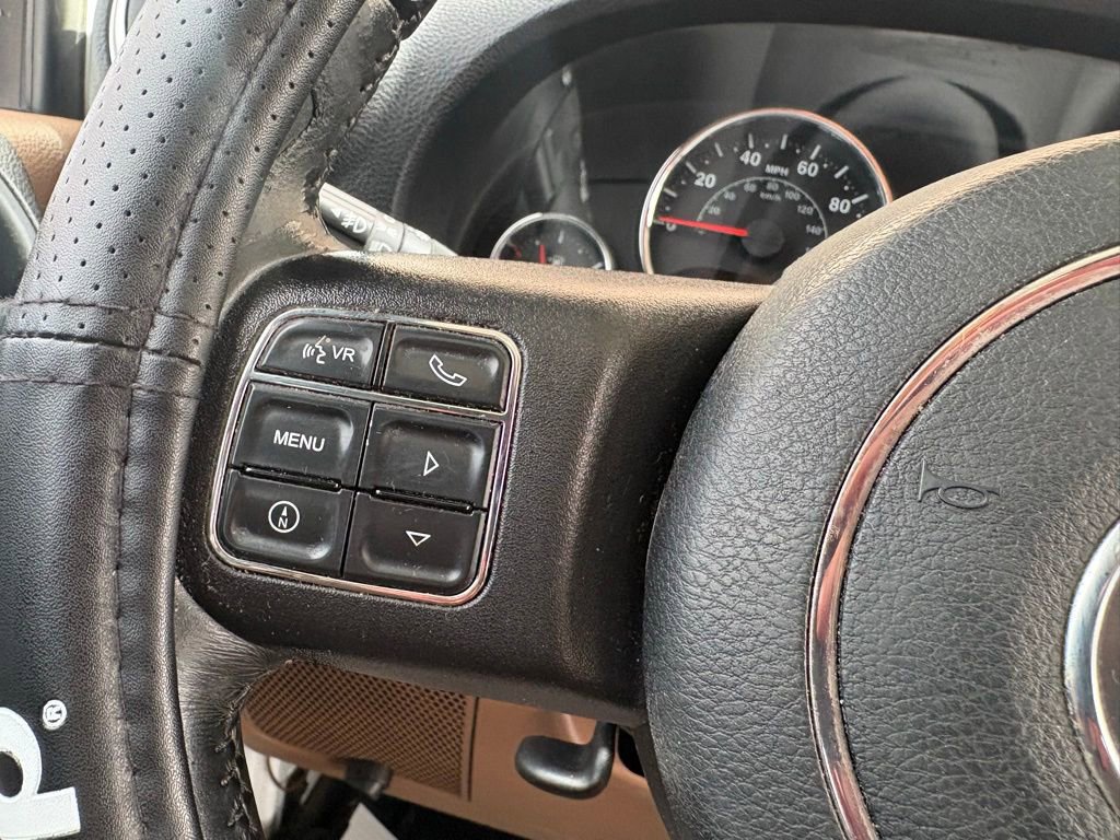 Used 2012 Jeep Wrangler Unlimited Rubicon w/ Connectivity Group image 24