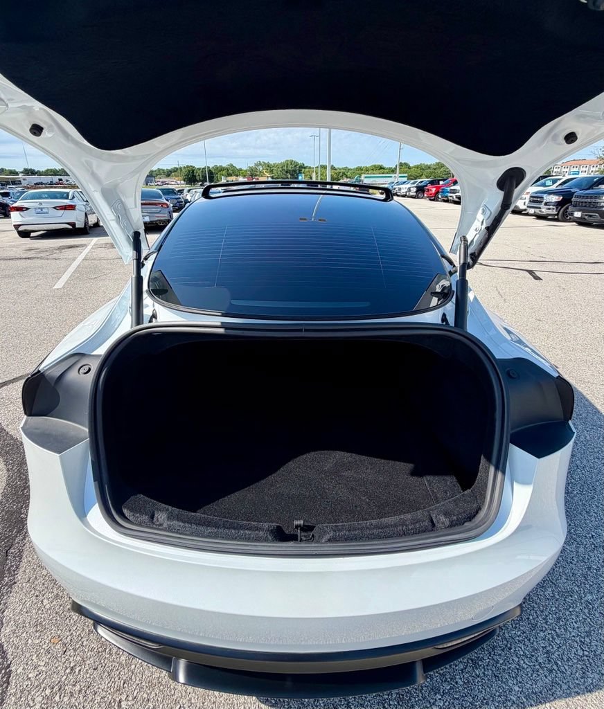 Used 2025 Tesla Model 3 Performance AWD/4WD image 17