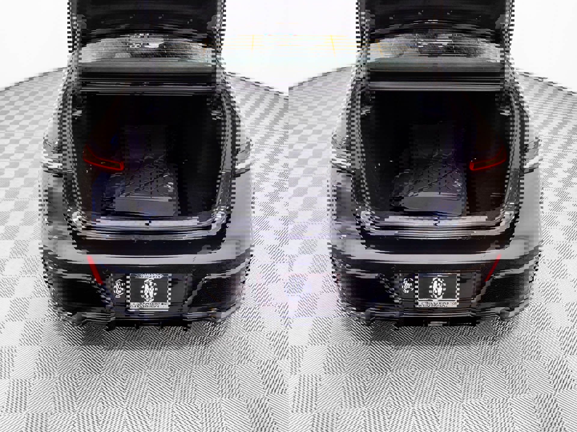 New 2026 BMW 750e xDrive w/ Executive Package image 39