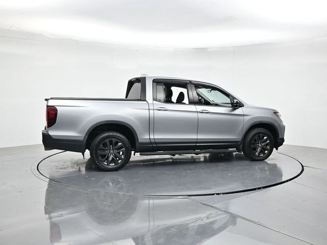 Used 2021 Honda Ridgeline Sport image 2