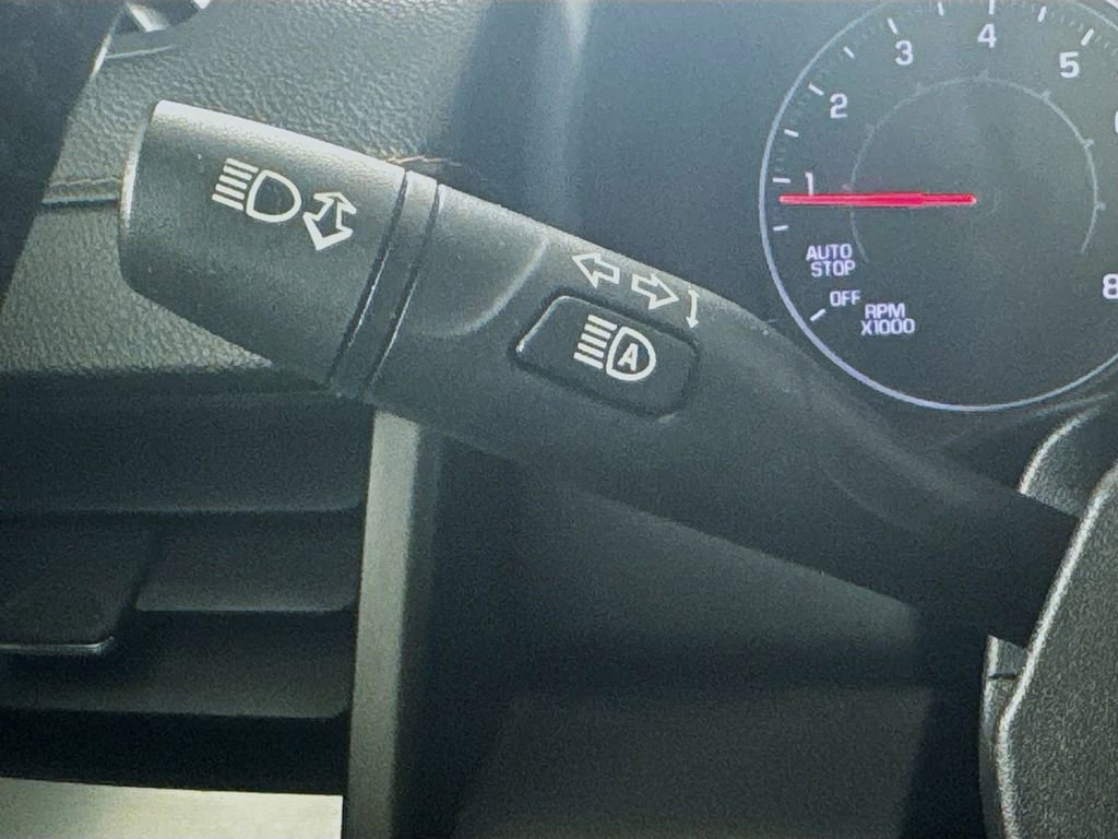 Used 2021 GMC Terrain SLT FWD image 12