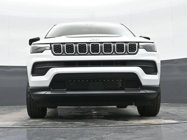 Used 2025 Jeep Compass Sport w/ Mopar Graphics Package AWD/4WD image 42