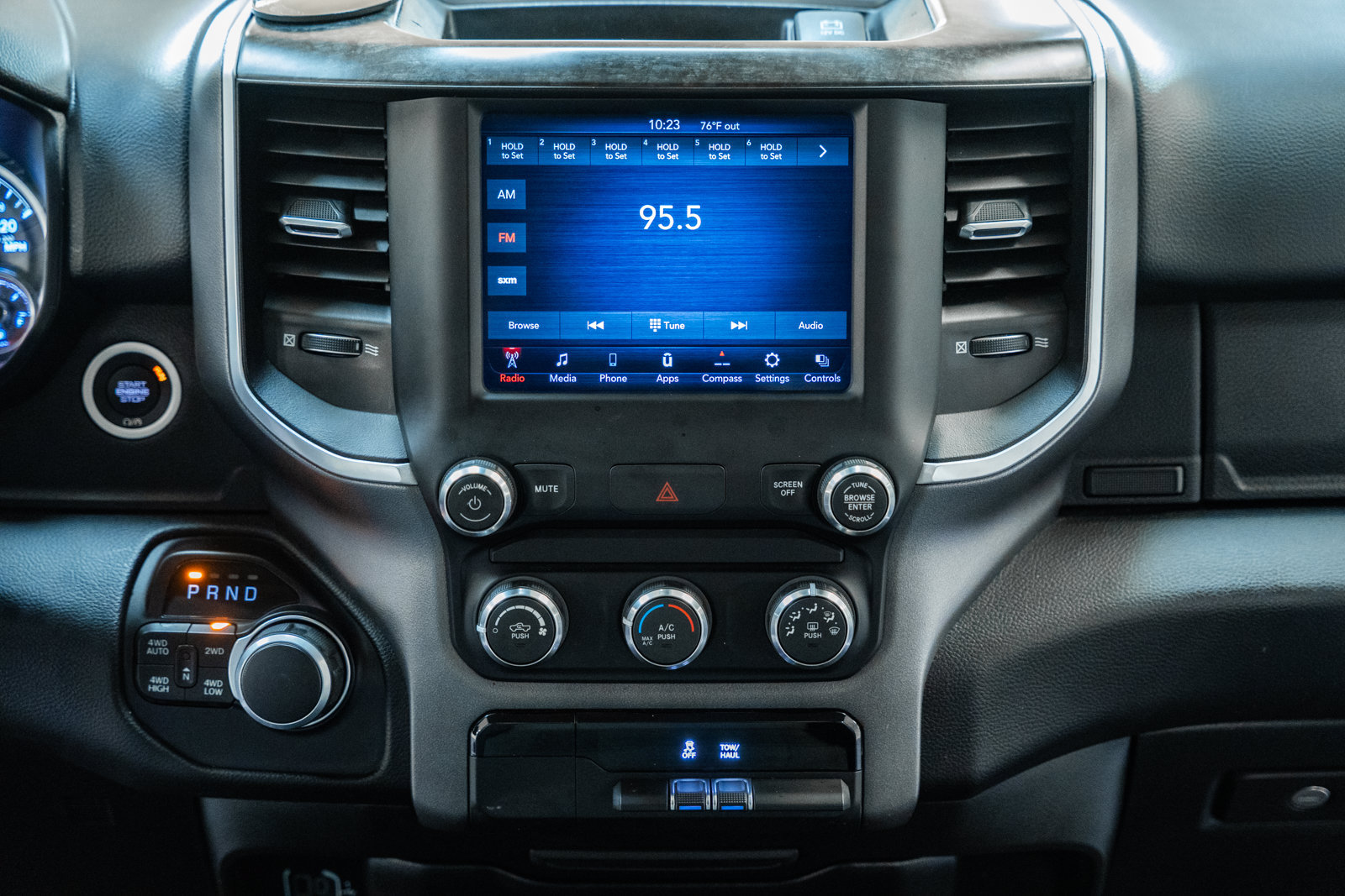 Used 2020 RAM 1500 Big Horn AWD/4WD image 21