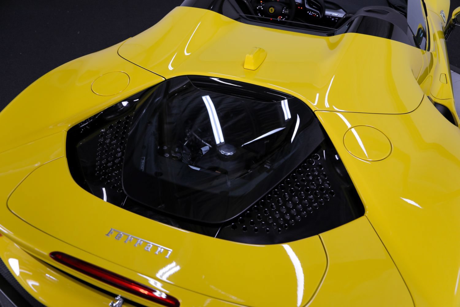 Used 2025 Ferrari SF90 Spider AWD/4WD image 29