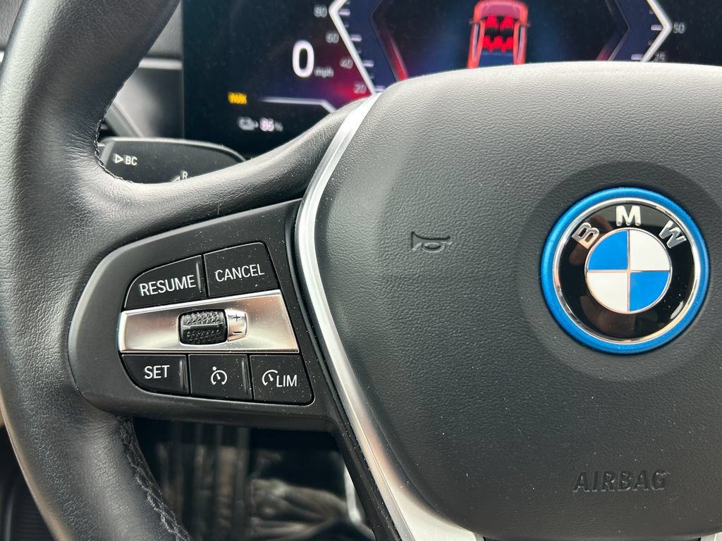 Used 2023 BMW i4 eDrive40 w/ Premium Package RWD image 19