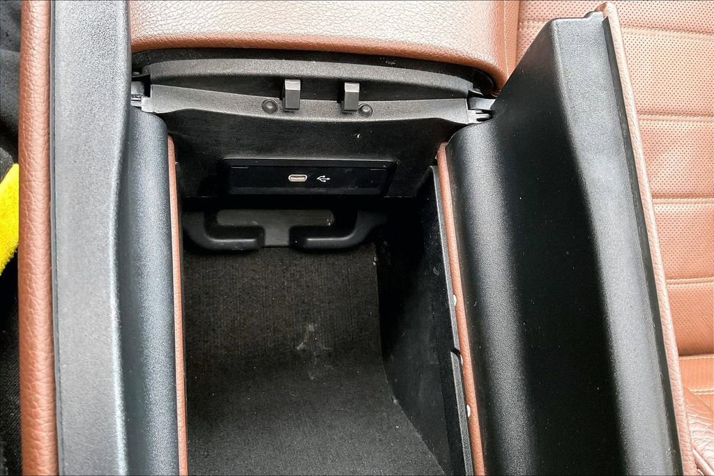 Used 2024 Mercedes-Benz GLS 450 4MATIC image 16