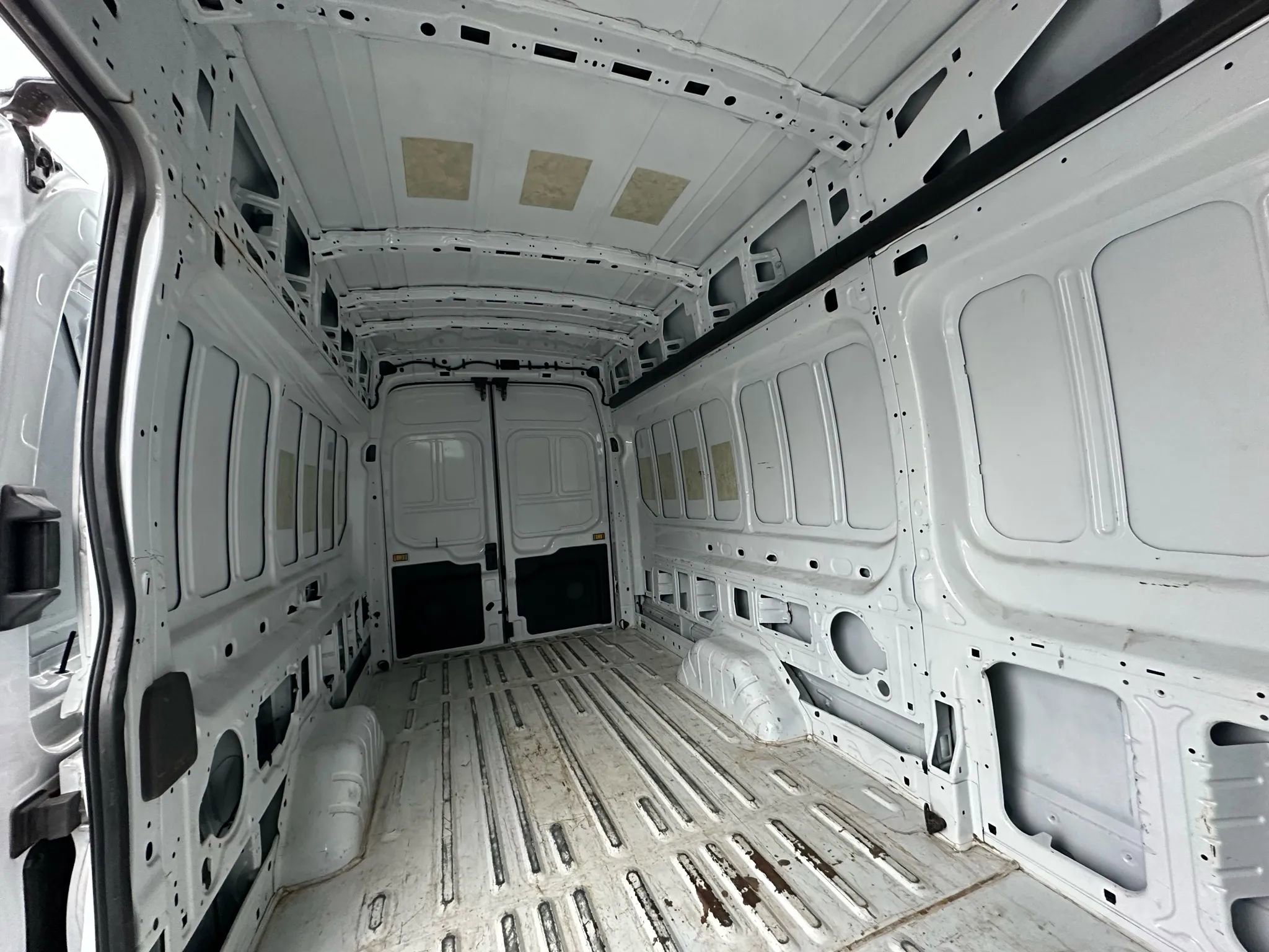 Used 2024 Ford Transit 250 148 High Roof Extended AWD image 27