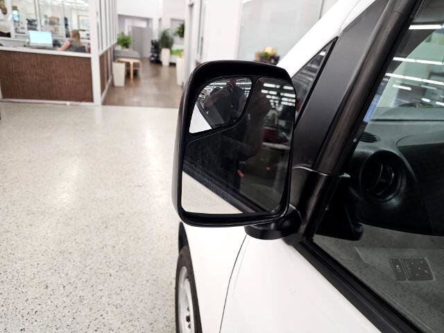 Used 2018 Chevrolet City Express LT image 31