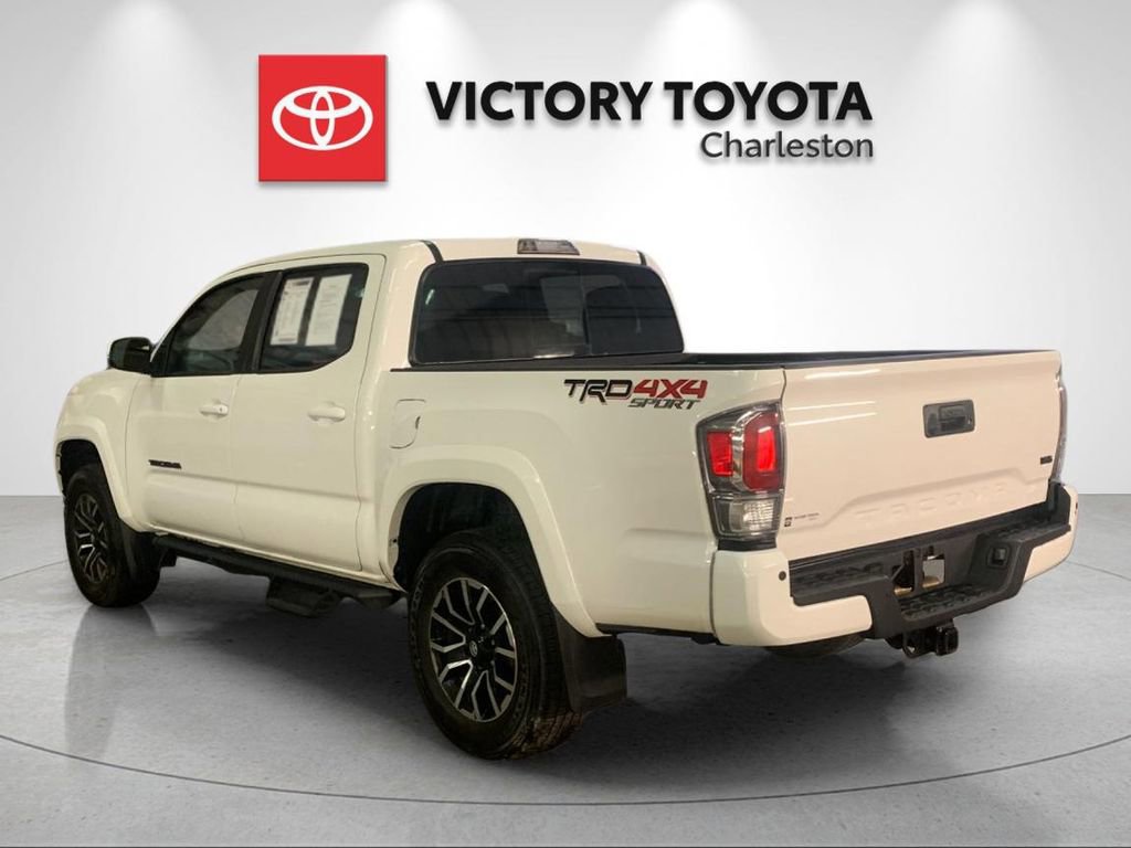 Used 2023 Toyota Tacoma TRD Sport w/ Technology Package AWD/4WD image 3