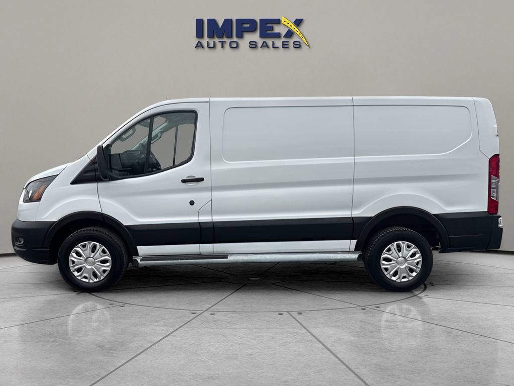 Used 2024 Ford Transit 250 Low Roof w/ Exterior Upgrade Package RWD image 2